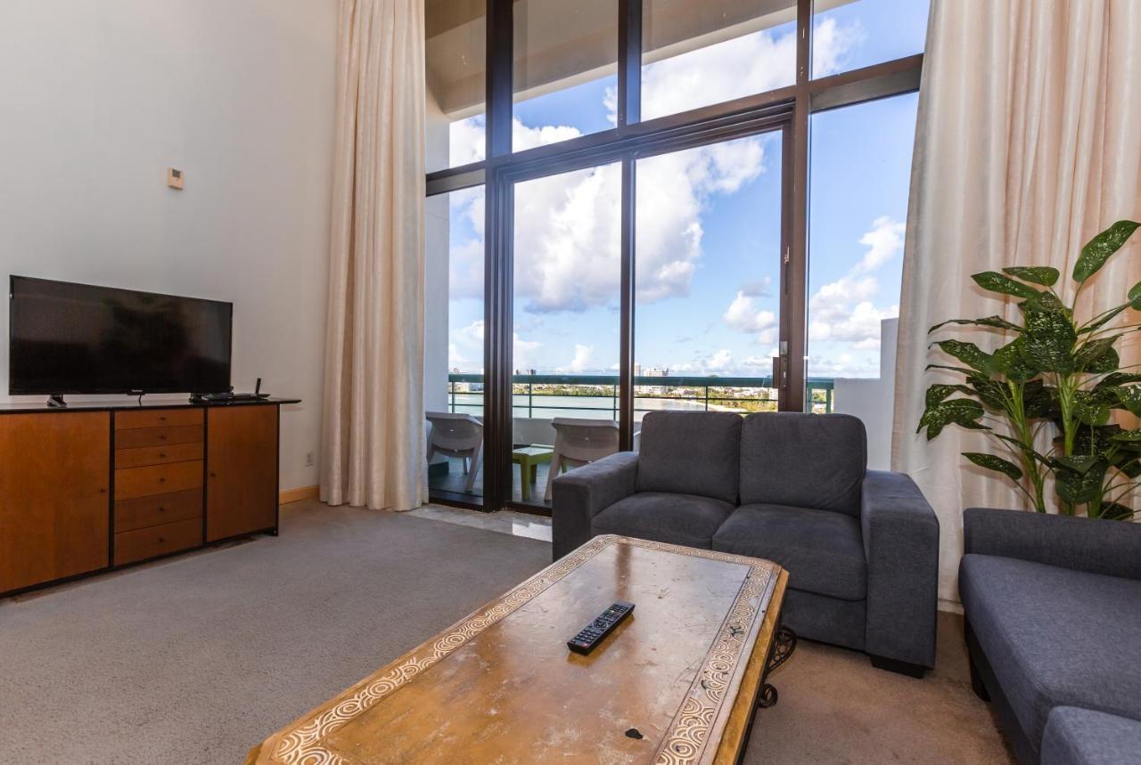Alupang Beach Tower Tamuning Exterior photo